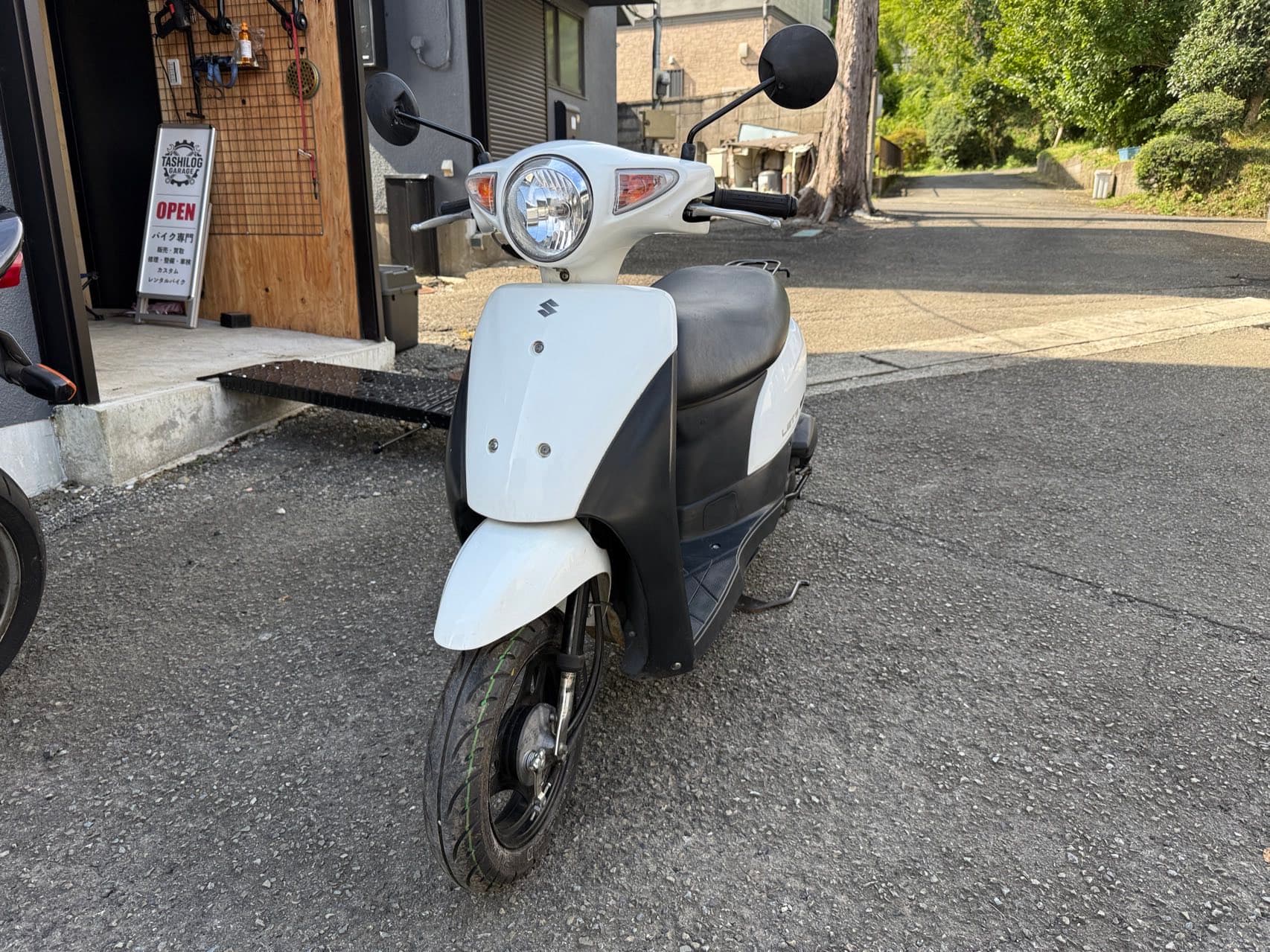 スズキ レッツ フロント